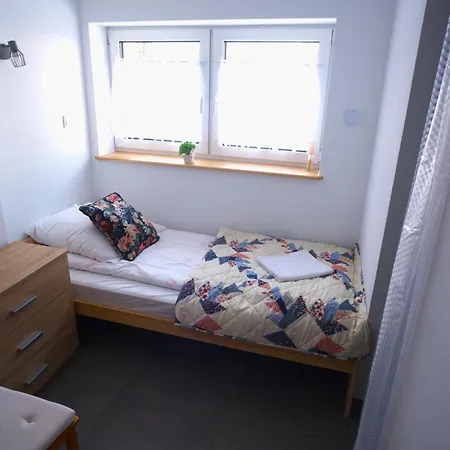 Pokój jednoosobowy-2